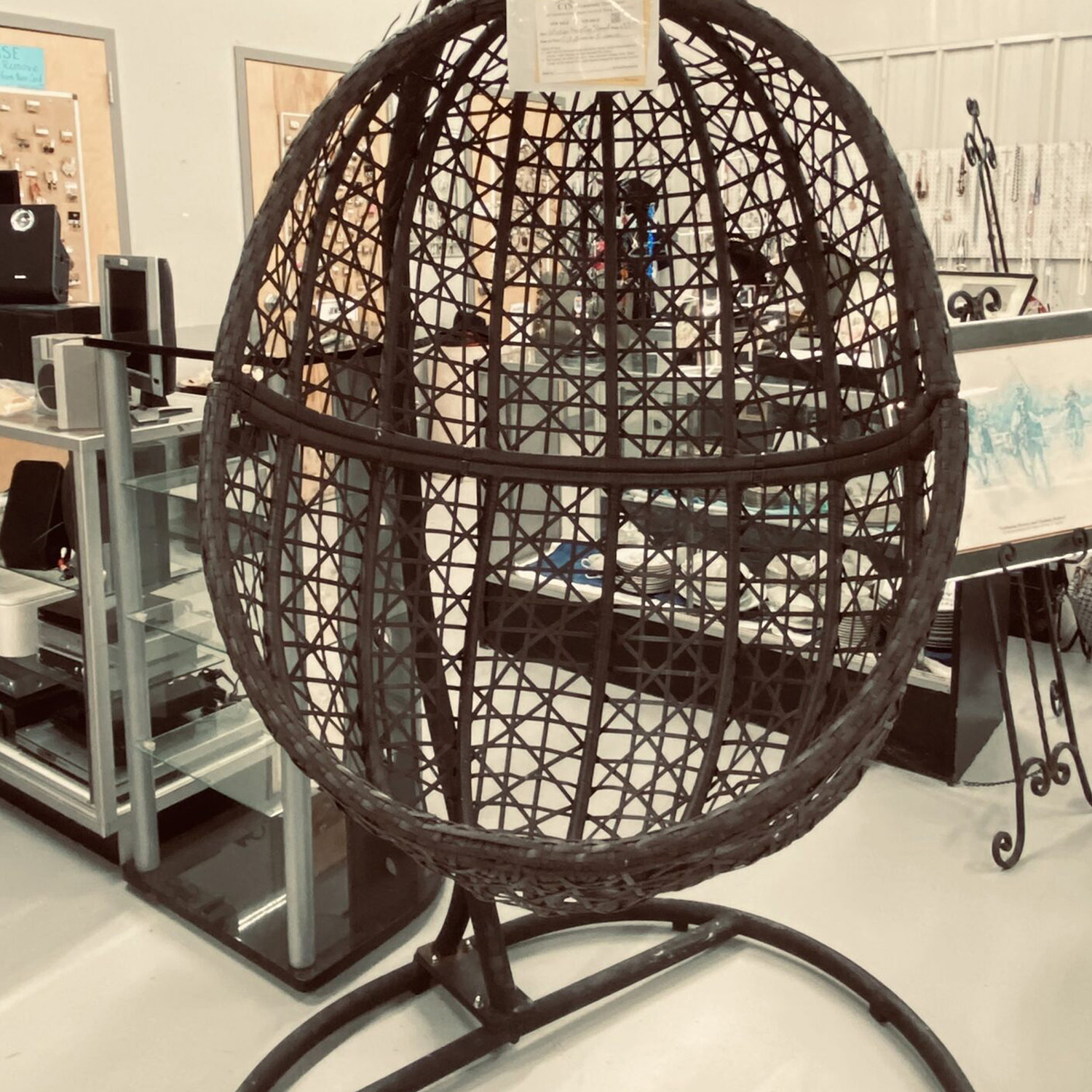 thrift_store_2026_08_sm