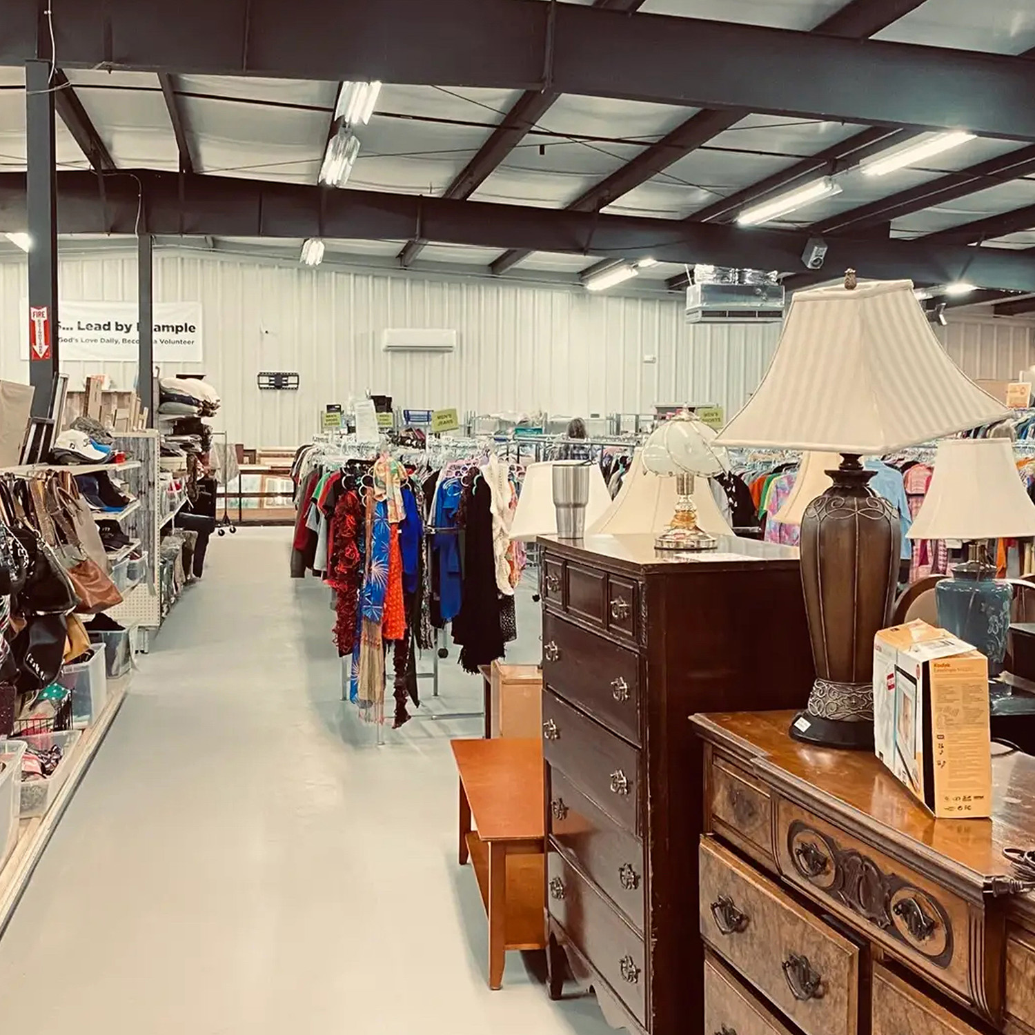 thrift_store_2026_09_sm
